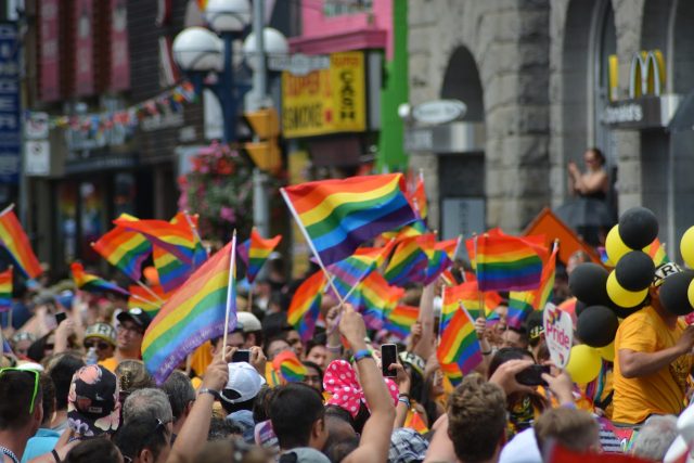 Singapore decriminalizes gay sex but defines marriage as heterosexual institution – JURIST