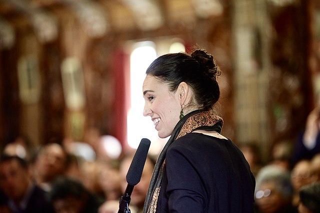 New Zealand Prime Minister delivers apology to Māori tribe for past violations of the Treaty of Waitangi – JURIST