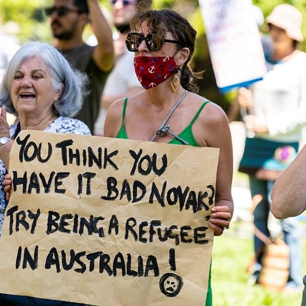 Australia green party introduces bill asking government to take in 150 refugees held off Nauru and Papua New Guinea – JURIST