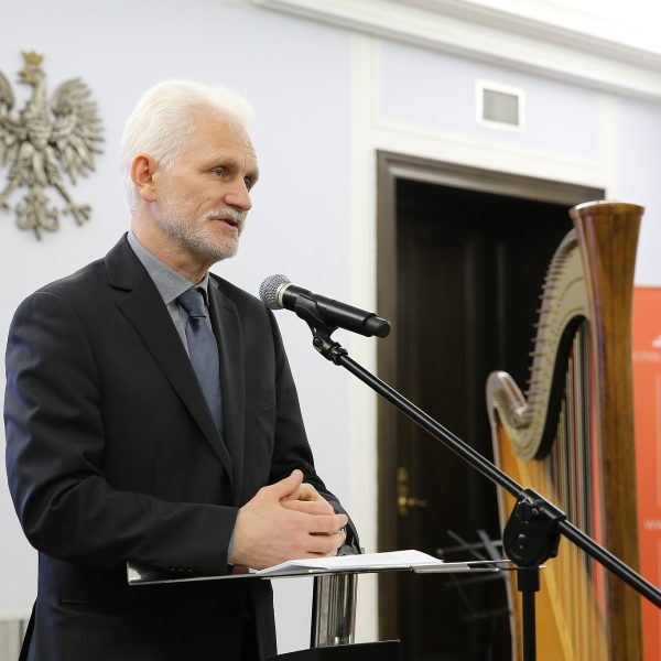 Belarus court sentences Nobel Peace Prize laureate Bialiatski to 10 years prison – JURIST