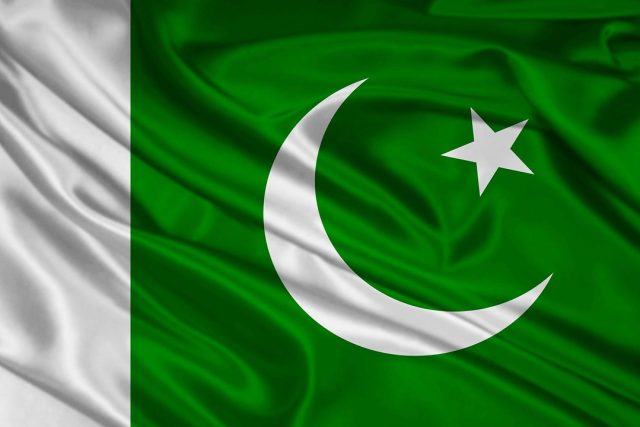 Pakistan court suspends conviction of former prime minister Imran Khan – JURIST