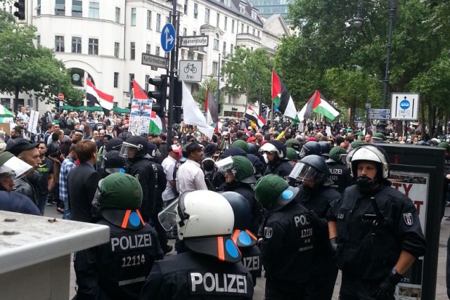 Germany police interrupt and shut down pro-Palestine event – JURIST
